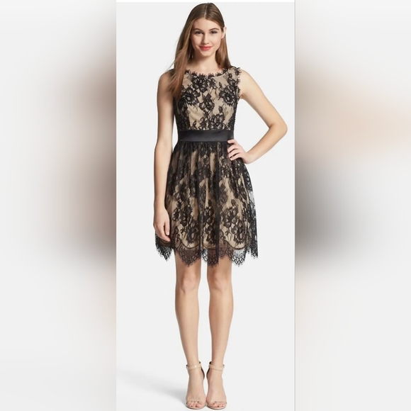 Betsy & Adam Dresses & Skirts - EUC Betsy & Adam Lace Cocktail Dress Black/Cream Underlay Sleeveless Zipper Back